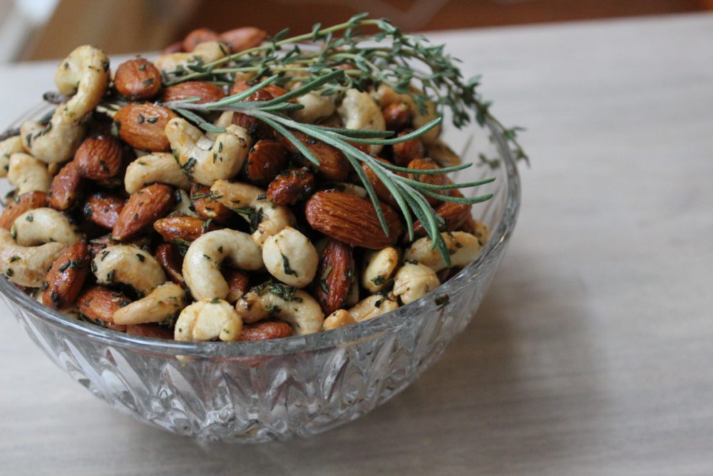 sweet-and-spicy-herb-roasted-nuts-sevenlayercharlotte